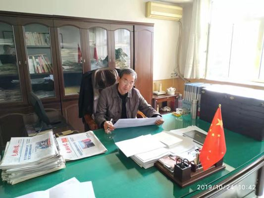 公司機(jī)關(guān)黨支部積極開展“不忘初心、牢記使命”主題教育答題活動.png
